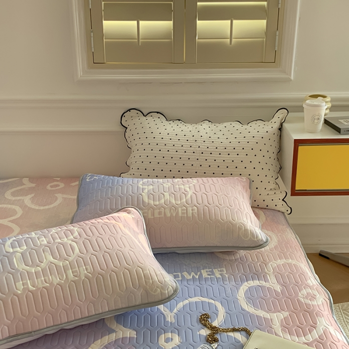 91家纺网 家纺一手货源 找家纺 昔可 2022新款大版印花乳胶凉席 晕染花朵