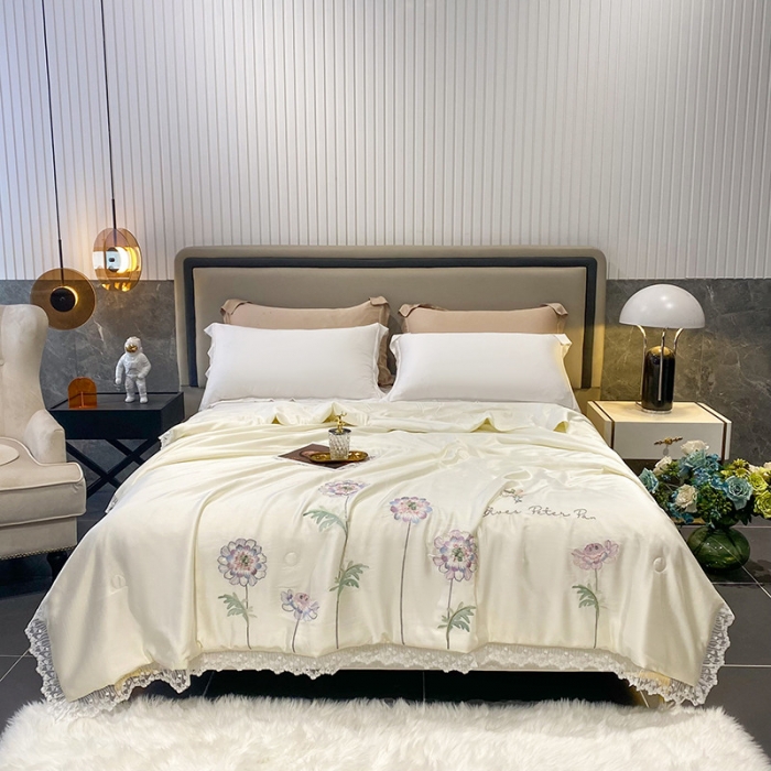 91家纺网 家纺一手货源 找家纺 吾秀 2022新款50S莱赛尔天丝刺绣夏被-花仙子 花仙子-米白