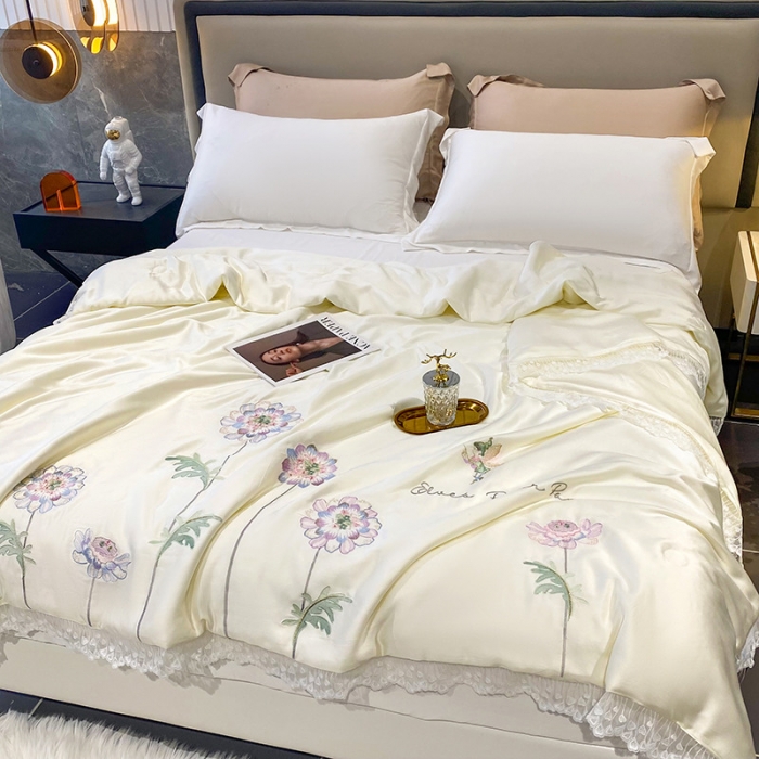 91家纺网 家纺一手货源 找家纺 吾秀 2022新款50S莱赛尔天丝刺绣夏被-花仙子 花仙子-米白