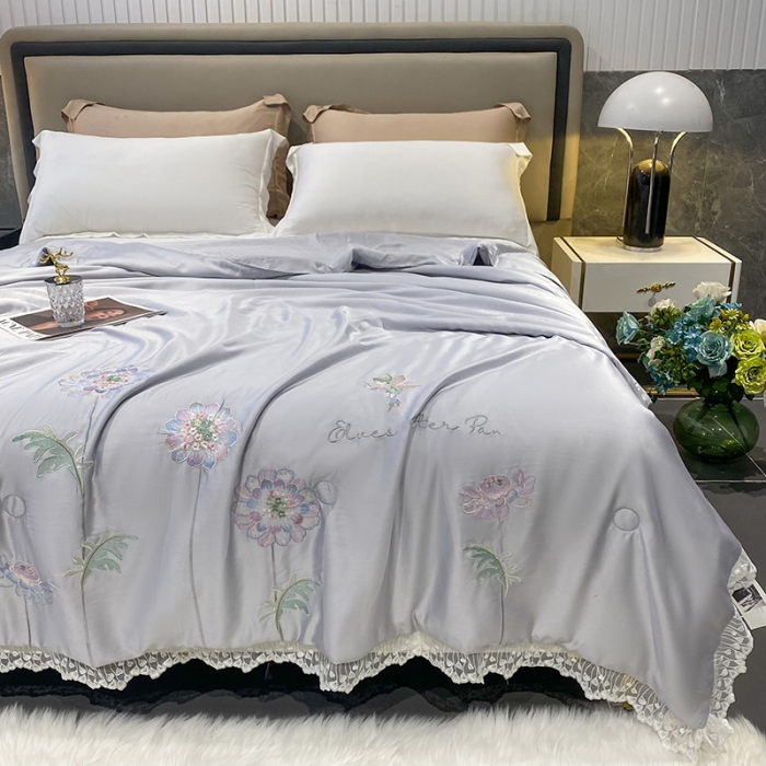 91家纺网 家纺一手货源 找家纺 吾秀 2022新款50S莱赛尔天丝刺绣夏被-花仙子 花仙子-银灰