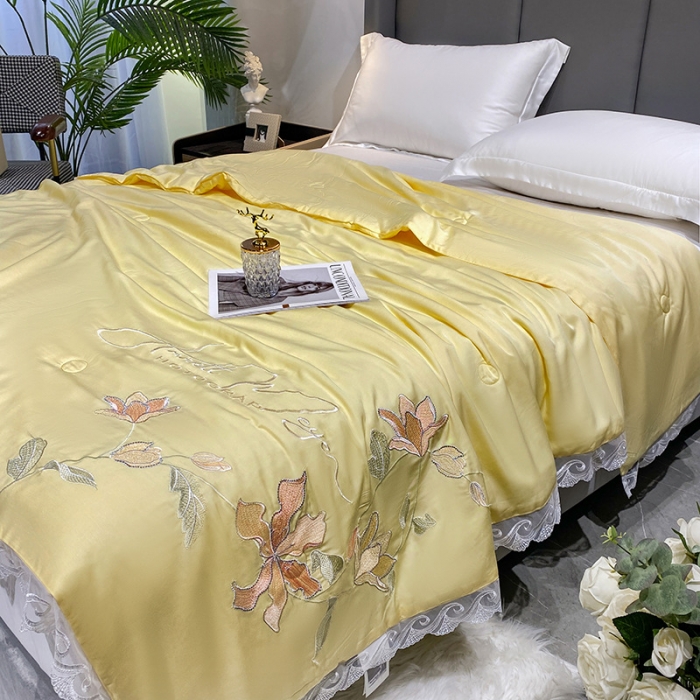 91家纺网 家纺一手货源 找家纺 （总）吾秀 2022新款莫代尔花边刺绣夏被-花意