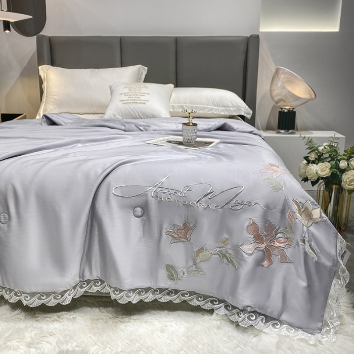 91家纺网 家纺一手货源 找家纺 吾秀 2022新款莫代尔花边刺绣夏被-花意 花意-灰