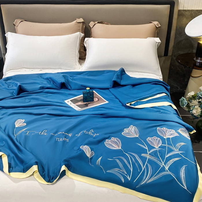 91家纺网 家纺一手货源 找家纺 吾秀 2022新款莫代尔重工刺绣夏被-郁金香 郁金香-宝蓝