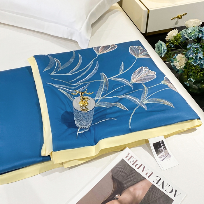 91家纺网 家纺一手货源 找家纺 吾秀 2022新款莫代尔重工刺绣夏被-郁金香 郁金香-宝蓝