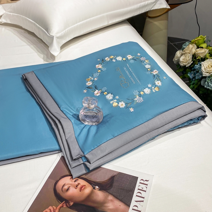 91家纺网 家纺一手货源 找家纺 吾秀 2022新款柔赛丝刺绣夏被-洛丽丝 洛丽丝-蓝