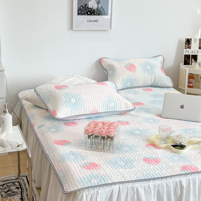 91家纺网 家纺一手货源 找家纺 昔可 2022新款圆网乳胶凉席 花朵草莓