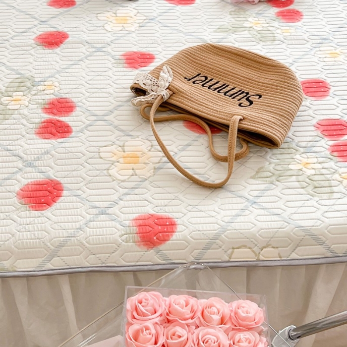 91家纺网 家纺一手货源 找家纺 昔可 2022新款圆网乳胶凉席 夏日小草莓