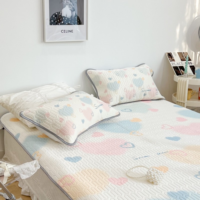 91家纺网 家纺一手货源 找家纺 昔可 2022新款圆网乳胶凉席 心动桃心