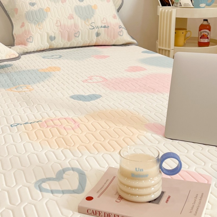 91家纺网 家纺一手货源 找家纺 昔可 2022新款圆网乳胶凉席 心动桃心