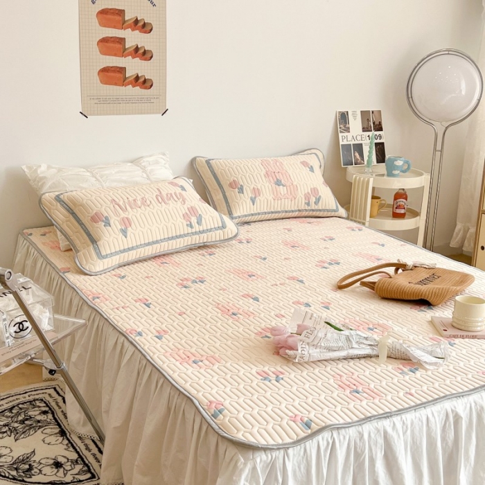 91家纺网 家纺一手货源 找家纺 昔可 2022新款圆网乳胶凉席 郁金香兔