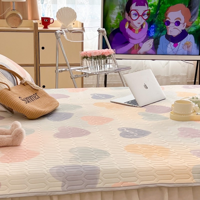 91家纺网 家纺一手货源 找家纺 昔可 2022新款圆网乳胶凉席 晕染爱心