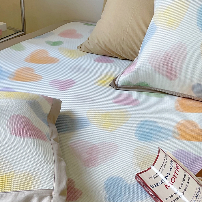 91家纺网 家纺一手货源 找家纺 昔可 2022新款900D数码印花冰藤养生席 彩色油画爱心