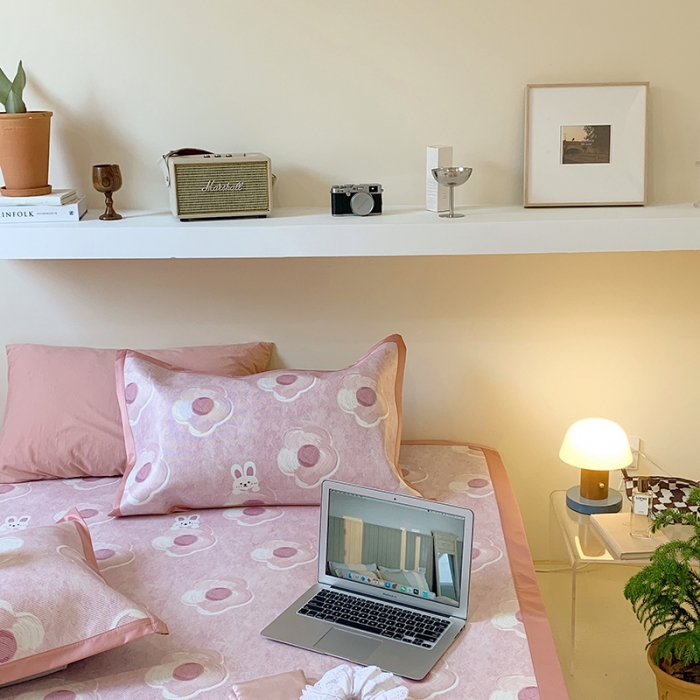 91家纺网 家纺一手货源 找家纺 昔可 2022新款900D数码印花冰藤养生席 粉花花兔