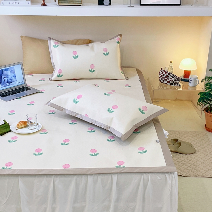 91家纺网 家纺一手货源 找家纺 昔可 2022新款900D数码印花冰藤养生席 粉嫩小郁金