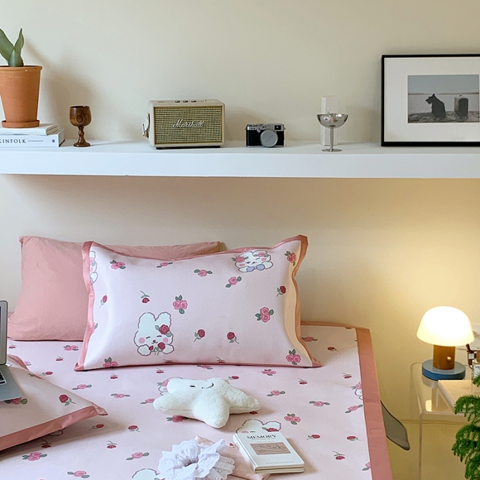 91家纺网 家纺一手货源 找家纺 昔可 2022新款900D数码印花冰藤养生席 玫瑰兔