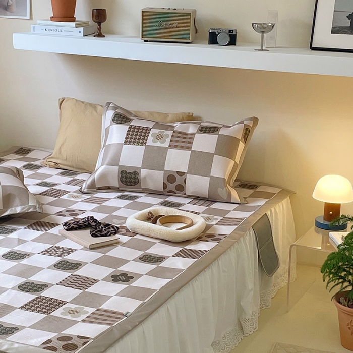 91家纺网 家纺一手货源 找家纺 昔可 2022新款900D数码印花冰藤养生席 棋盘熊