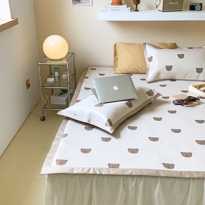 91家纺网 家纺一手货源 找家纺 昔可 2022新款900D数码印花冰藤养生席 小小熊头