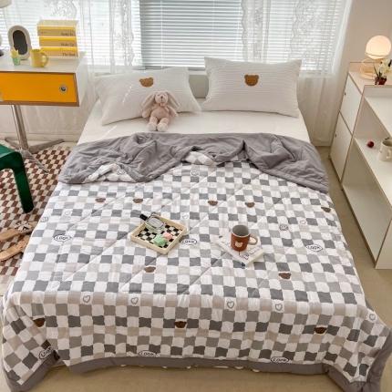 91家纺网 家纺一手货源 找家纺 昔可 2022新款水洗亲肤夏被子被芯 灰色小格熊