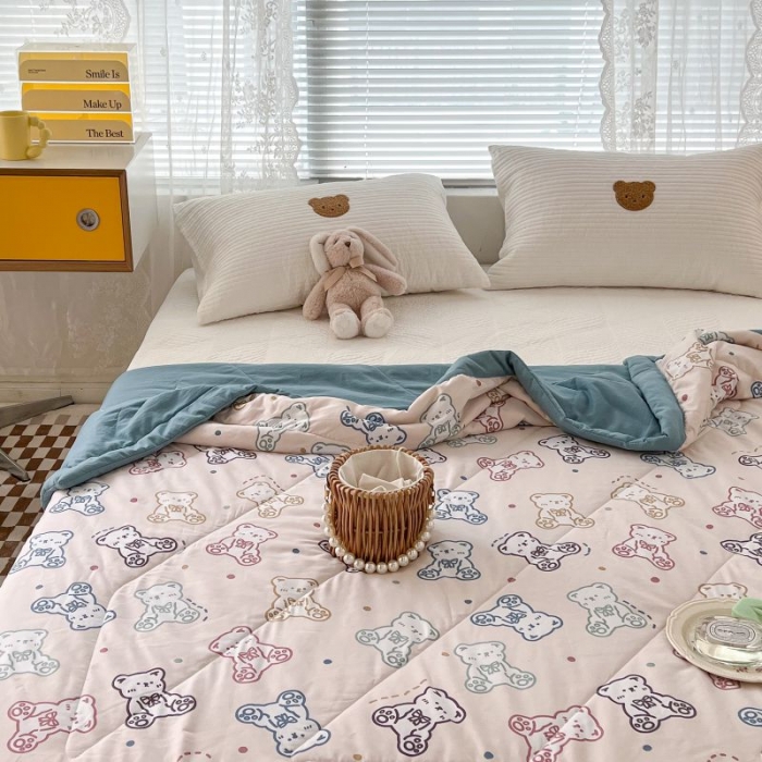 91家纺网 家纺一手货源 找家纺 昔可 2022新款水洗亲肤夏被子被芯 炫彩熊宝