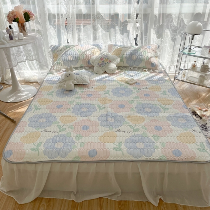 91家纺网 家纺一手货源 找家纺 慕尚 2022新款凉感丝床裙款乳胶凉席 初见