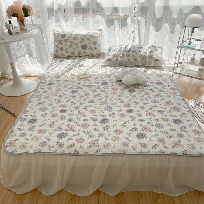 91家纺网 家纺一手货源 找家纺 慕尚 2022新款凉感丝床裙款乳胶凉席 花意