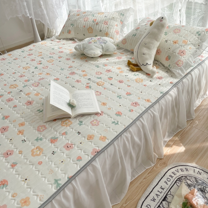 91家纺网 家纺一手货源 找家纺 慕尚 2022新款凉感丝床裙款乳胶凉席 玛奇朵