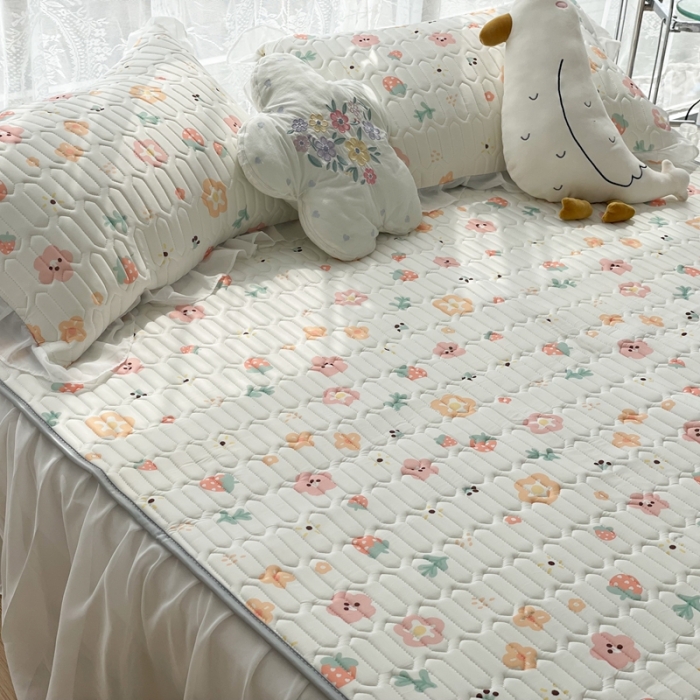 91家纺网 家纺一手货源 找家纺 慕尚 2022新款凉感丝床裙款乳胶凉席 玛奇朵