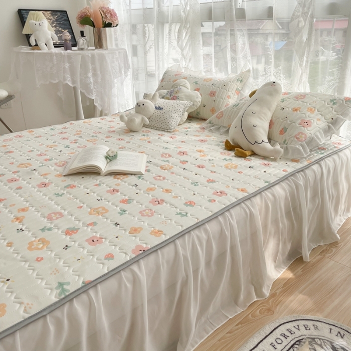 91家纺网 家纺一手货源 找家纺 慕尚 2022新款凉感丝床裙款乳胶凉席 玛奇朵