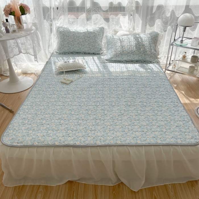 91家纺网 家纺一手货源 找家纺 慕尚 2022新款凉感丝床裙款乳胶凉席 小雏菊