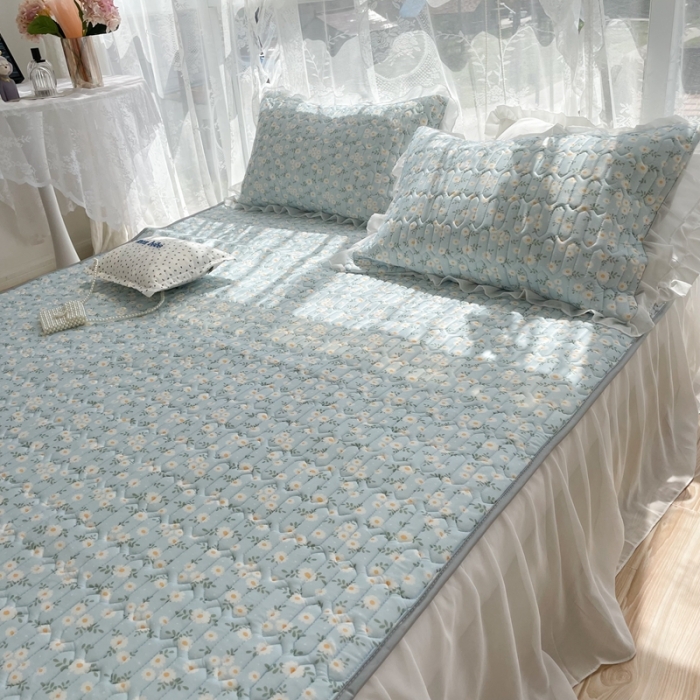 91家纺网 家纺一手货源 找家纺 慕尚 2022新款凉感丝床裙款乳胶凉席 小雏菊