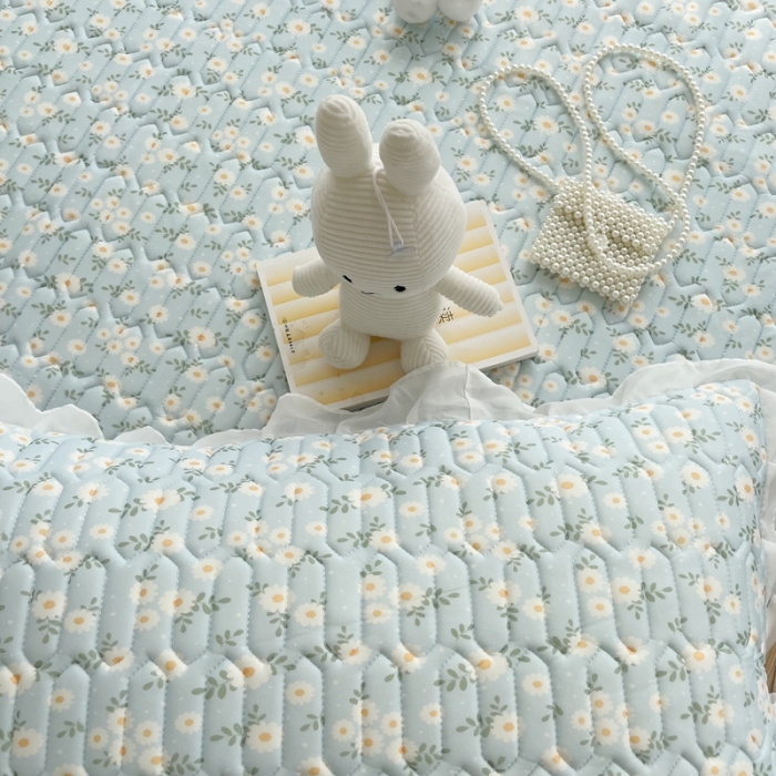 91家纺网 家纺一手货源 找家纺 慕尚 2022新款凉感丝床裙款乳胶凉席 小雏菊