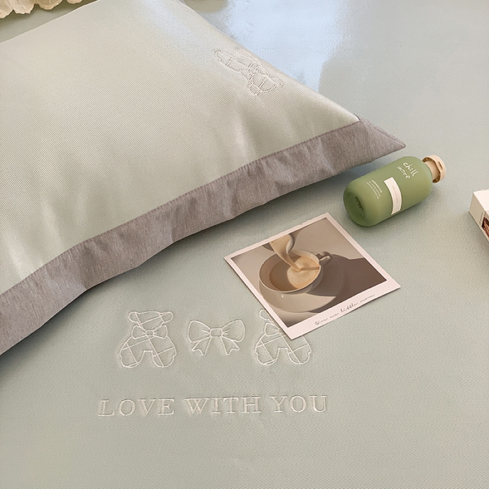 91家纺网 家纺一手货源 找家纺 昔可 2022新款600D冰丝席绣花款系列 蝴蝶结熊