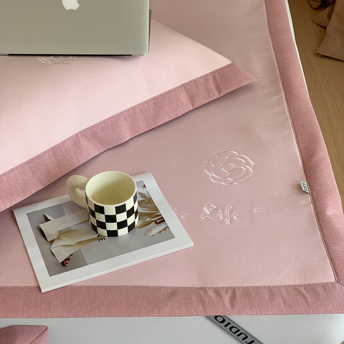 91家纺网 家纺一手货源 找家纺 昔可 2022新款600D冰丝席绣花款系列 人间山茶