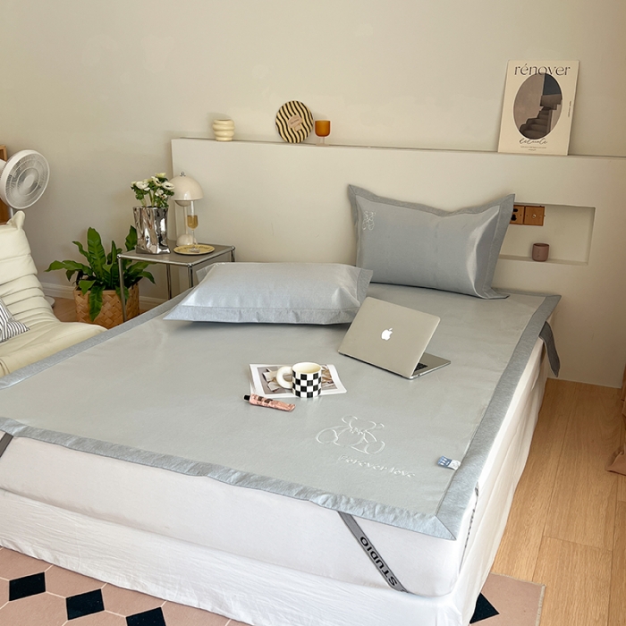 91家纺网 家纺一手货源 找家纺 昔可 2022新款600D冰丝席绣花款系列 小熊