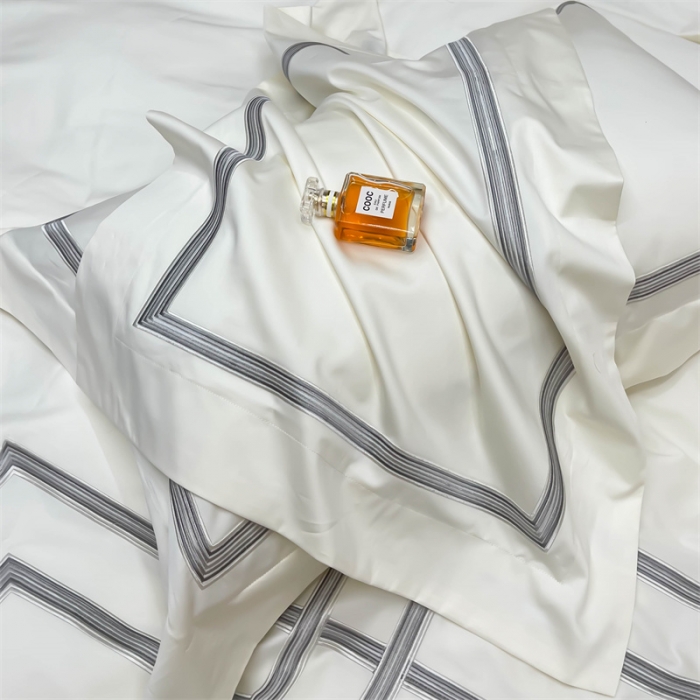 91家纺网 家纺一手货源 找家纺 缔缦家纺 2022新款100s澳棉刺绣系列四件套-布朗城堡 布朗城堡-象牙白