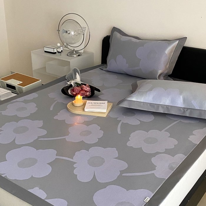 91家纺网 家纺一手货源 找家纺 昔可 2022新款900D水洗提花养生凉席 复古大花-紫