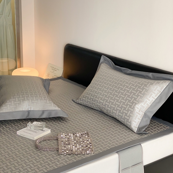 91家纺网 家纺一手货源 找家纺 昔可 2022新款900D水洗提花养生凉席 复古几何