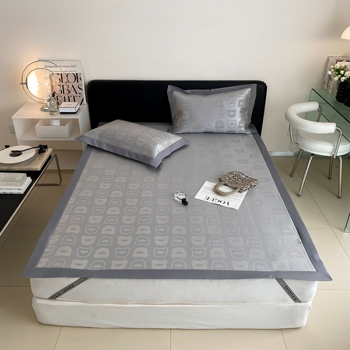 91家纺网 家纺一手货源 找家纺 昔可 2022新款900D水洗提花养生凉席 酷酷熊-咖