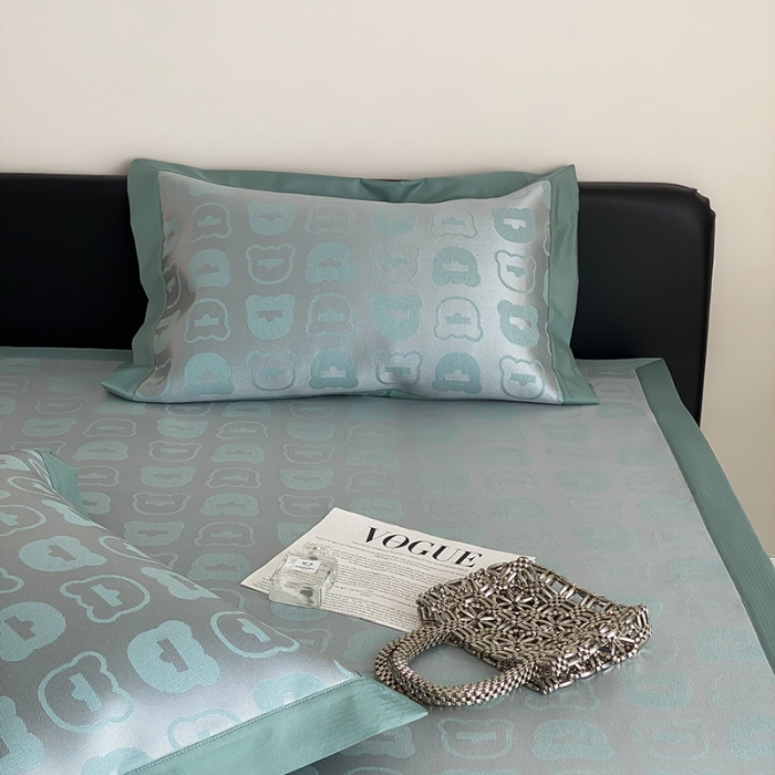 91家纺网 家纺一手货源 找家纺 昔可 2022新款900D水洗提花养生凉席 酷酷熊-绿