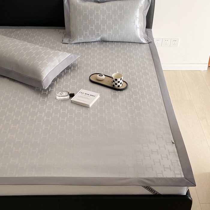 91家纺网 家纺一手货源 找家纺 昔可 2022新款900D水洗提花养生凉席 轻奢H-灰