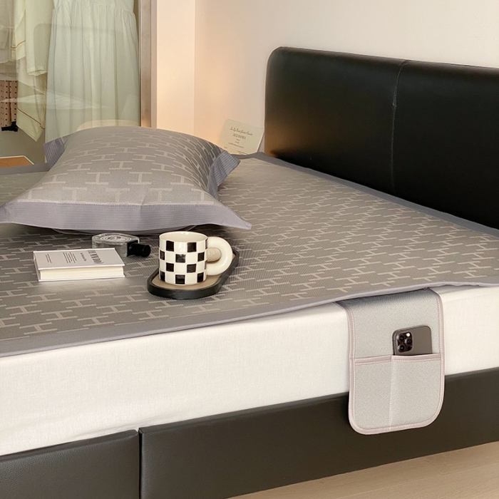 91家纺网 家纺一手货源 找家纺 昔可 2022新款900D水洗提花养生凉席 轻奢H-灰