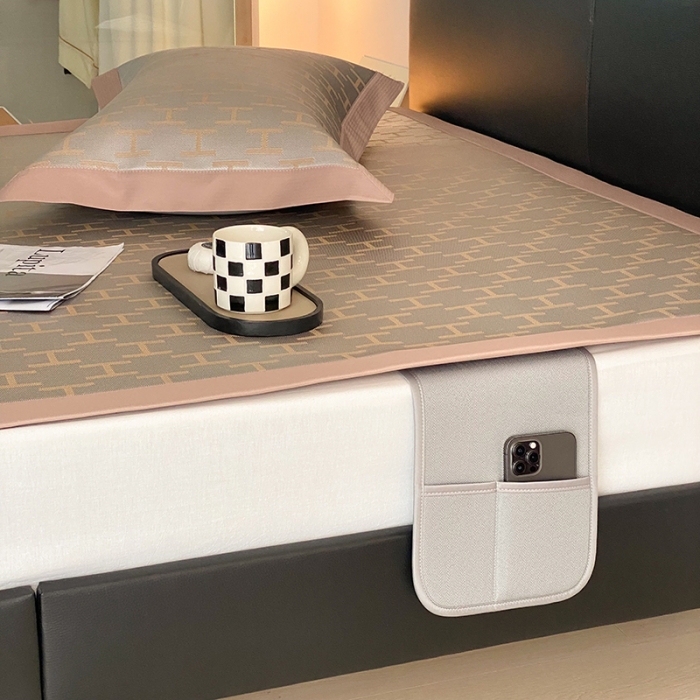 91家纺网 家纺一手货源 找家纺 昔可 2022新款900D水洗提花养生凉席 轻奢H-咖