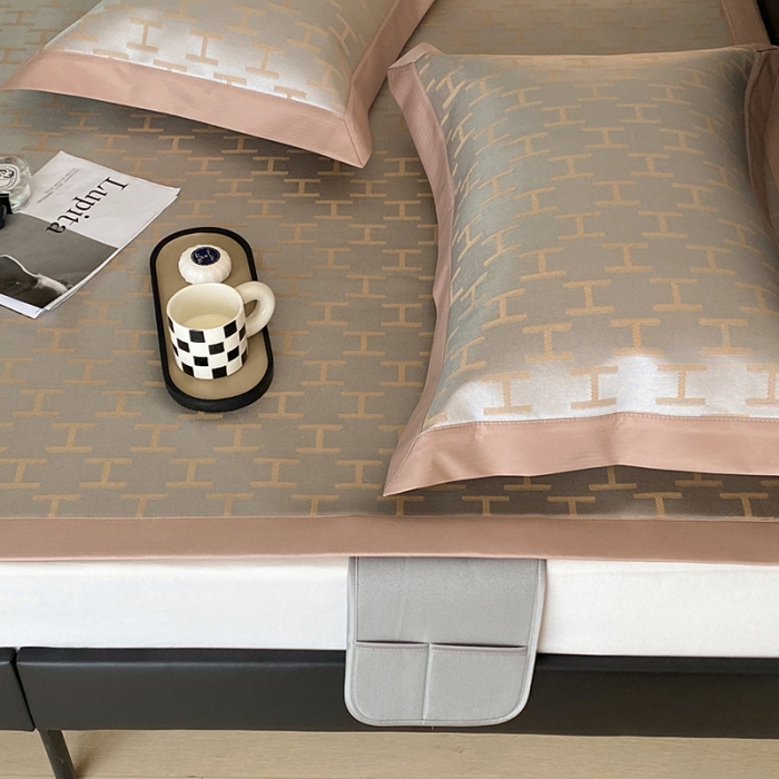 91家纺网 家纺一手货源 找家纺 昔可 2022新款900D水洗提花养生凉席 轻奢H-咖