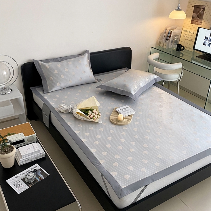 91家纺网 家纺一手货源 找家纺 昔可 2022新款900D水洗提花养生凉席 日系草莓