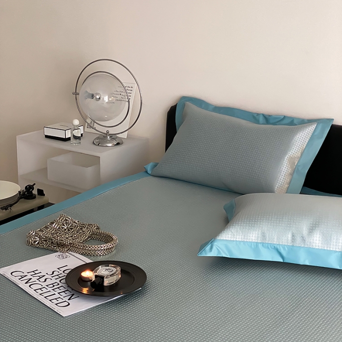 91家纺网 家纺一手货源 找家纺 昔可 2022新款900D水洗提花养生凉席 小千鸟格-蓝