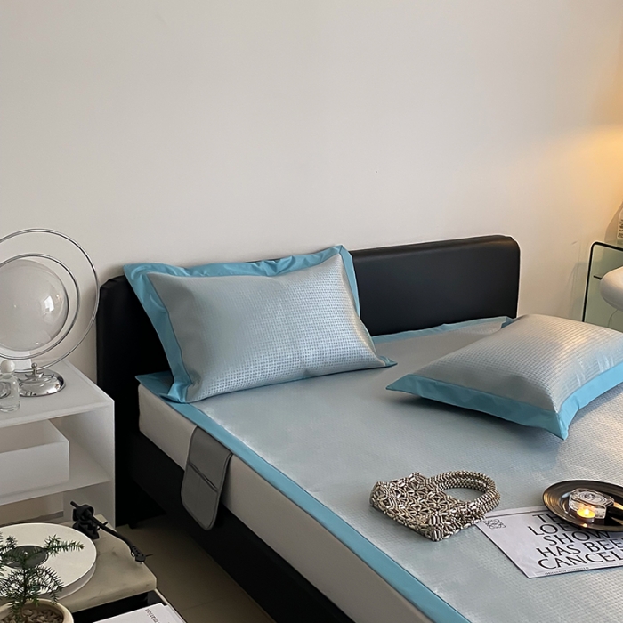 91家纺网 家纺一手货源 找家纺 昔可 2022新款900D水洗提花养生凉席 小千鸟格-蓝