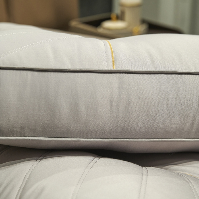 91家纺网 家纺一手货源 找家纺 赛格时代家居 豆本牵引羽丝绒枕 -半绣 枕芯