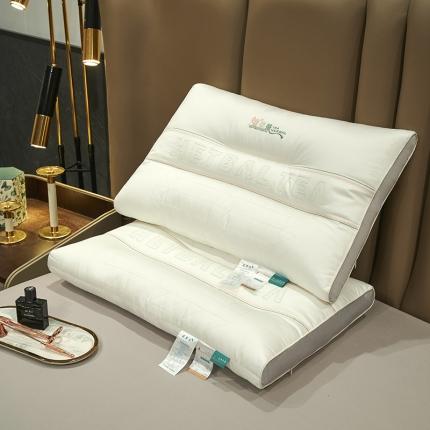 赛格时代家居 花草茶 养生枕 定型羽丝绒枕 枕芯