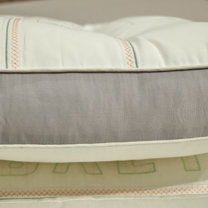 91家纺网 家纺一手货源 找家纺 赛格时代家居 花草茶 养生枕 定型羽丝绒枕 枕芯