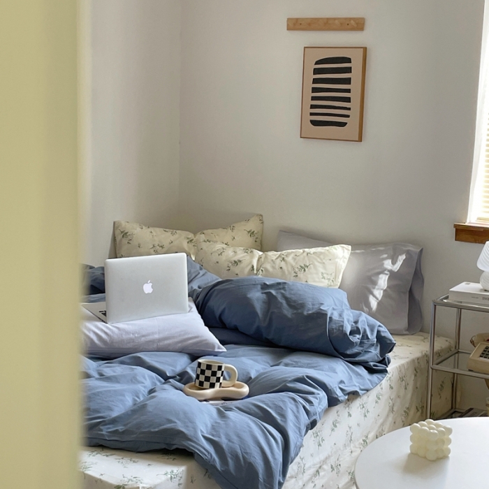 91家纺网 家纺一手货源 找家纺 新款40s全棉水洗棉四件套纯色碎花混搭纯棉 素瑾-雾蓝+栀子